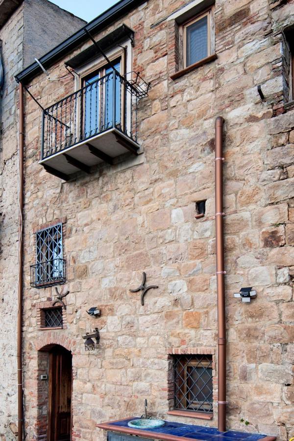 Mirose'S Holiday Home Castelbuono  Extérieur photo